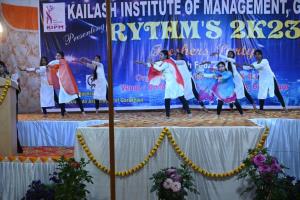  A FRESHER'S PARTY "RYTHM" has been CONDUCTED ON 26/02/2023 BY BBA AND BCOM STUDENTS FOR WELCOMING OUR NEW FRESHERS.