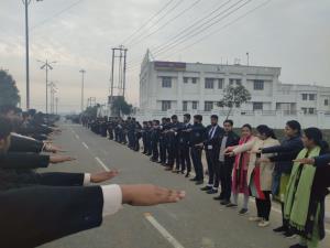 The human chain has formed to mark the 126th birth anniversary of renowned freedom fighter Netaji Subhash Chandra Bose.
